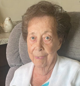 Verla DesLauriers, 91