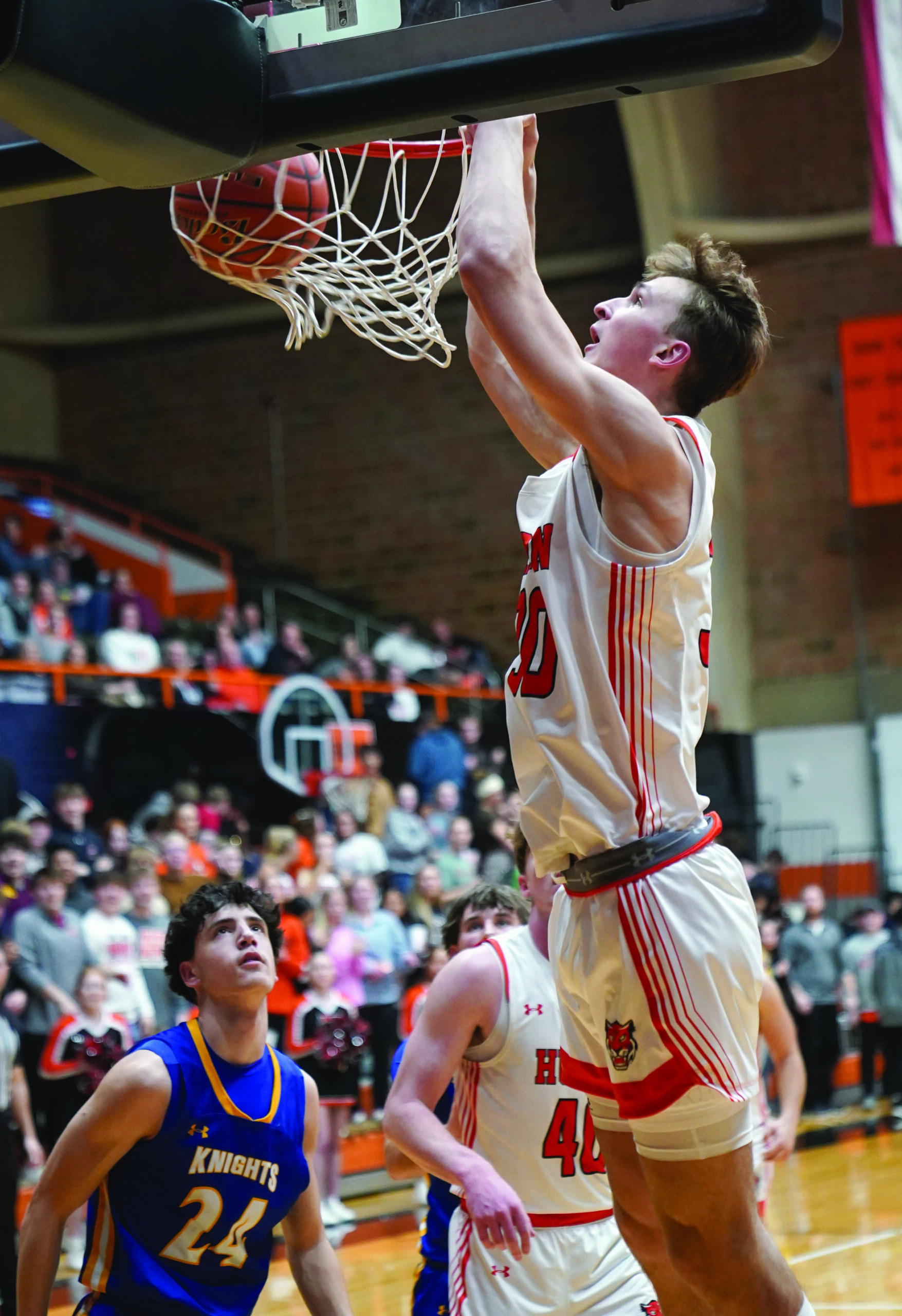 Free throws lift Tigers past O’Gorman