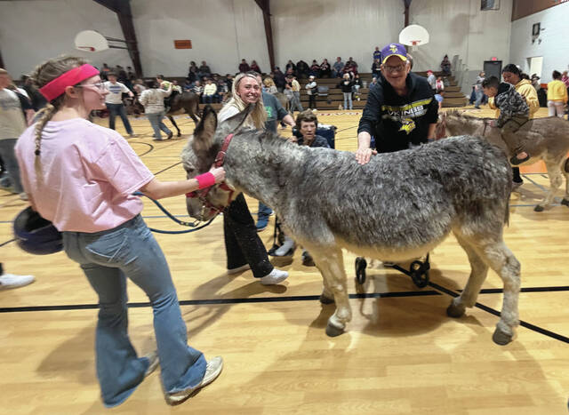 Mike Carroll/Plainsman